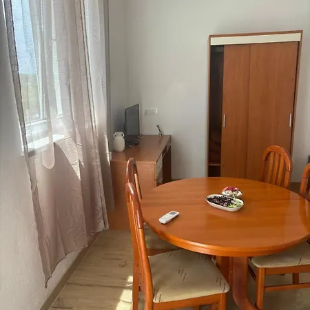 Tramontana Apartman *